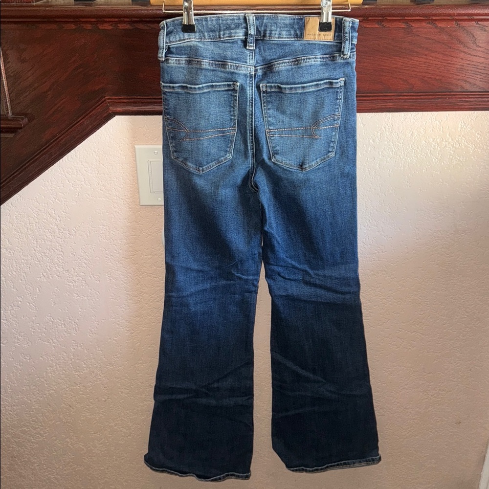 American Eagle Outfitters Women's Size 2 Flare Jeans Casual Next Level Stretch - Picture 5 of 5